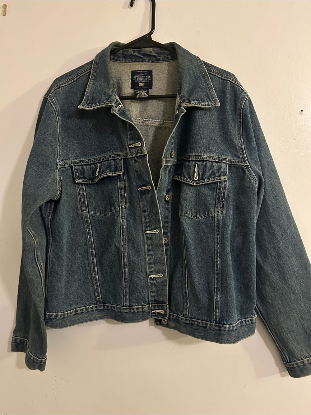 Vintage-Inspired Women's Denim Jean Jacket - Blue